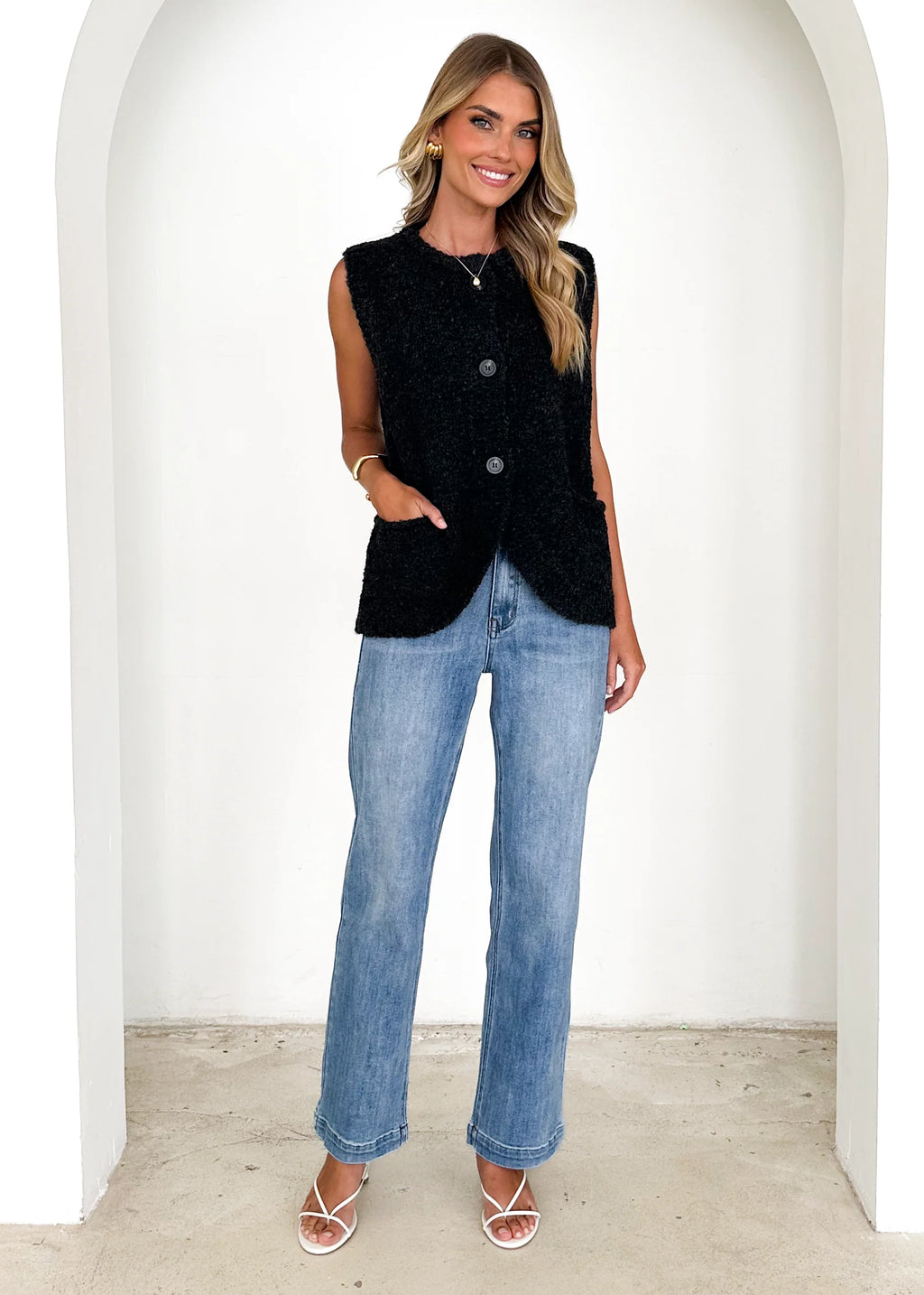 Tarragon Knitted Vest - Black