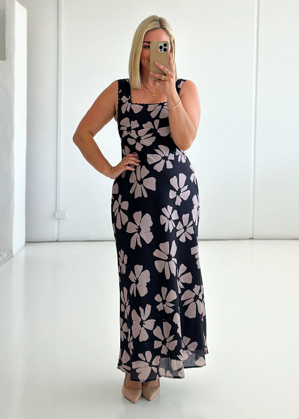 Lovestone Maxi Dress - Black Floral