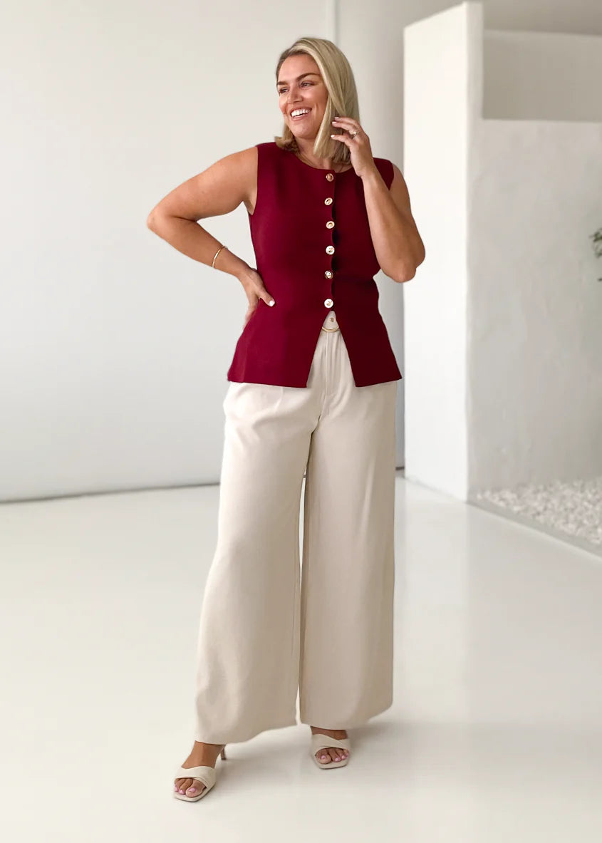 Tristy Knit Vest - Merlot