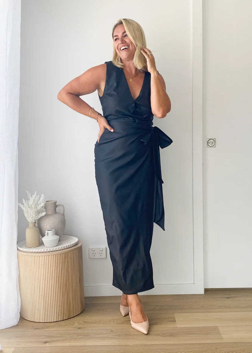 Ishka Coated Midi Dress - Black