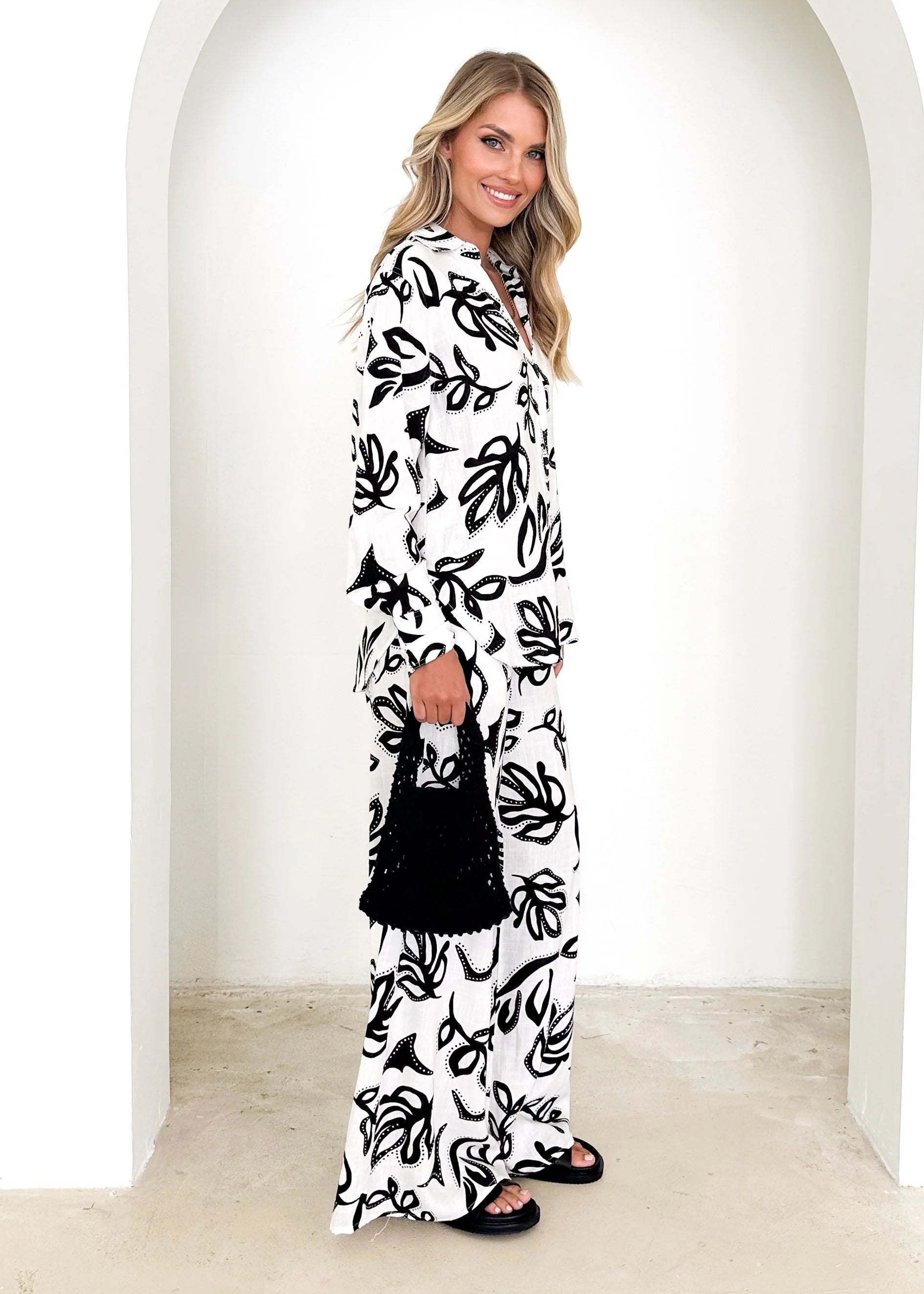 Serah Shirt - Amanda