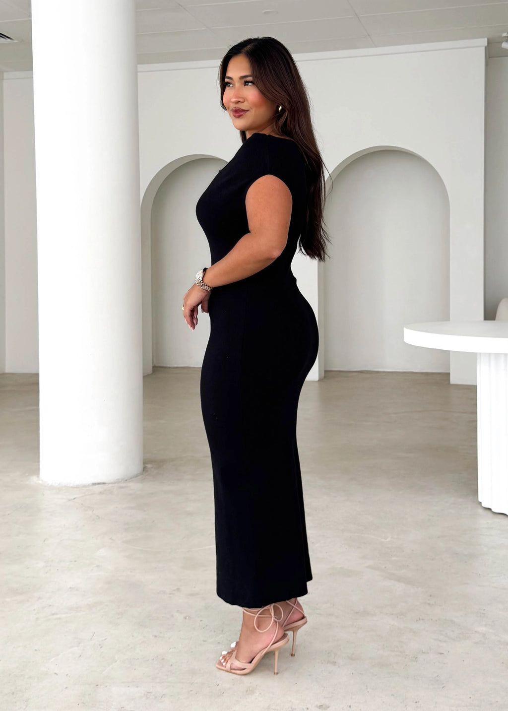 Serenade Knit Midi Dress - Black