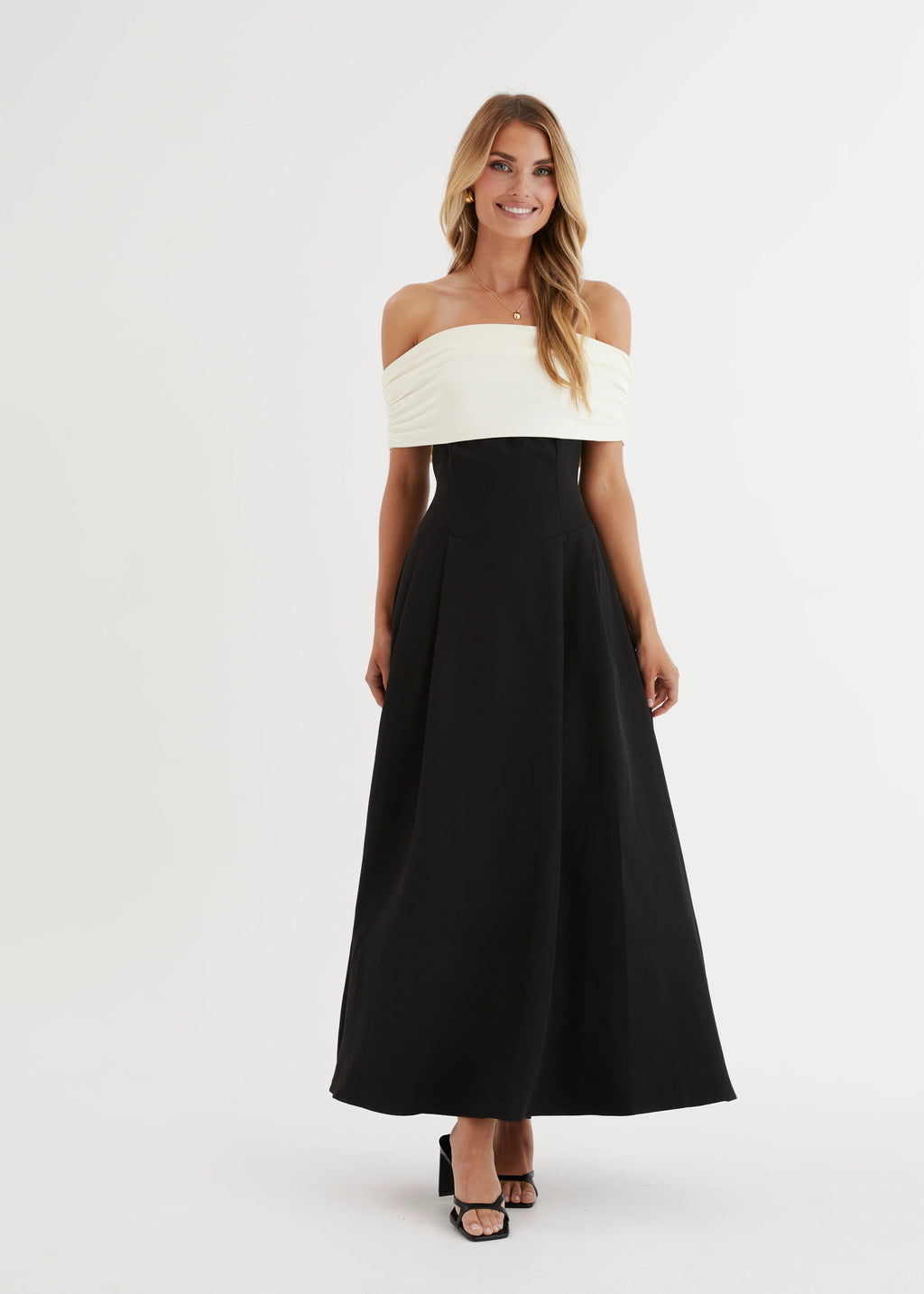 Alexiah Off Shoulder Maxi Dress - Black