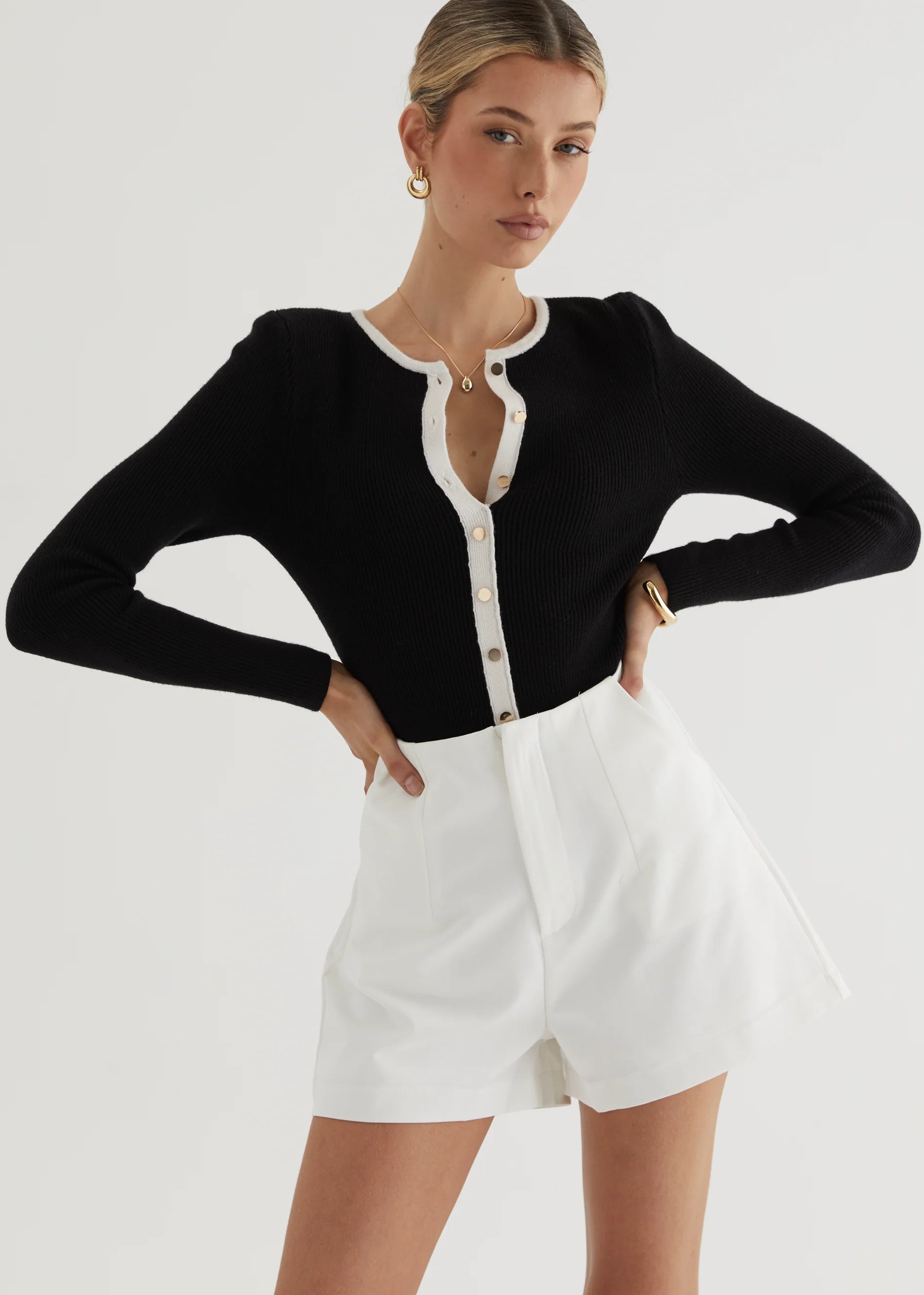 Piovera Shorts - Off White