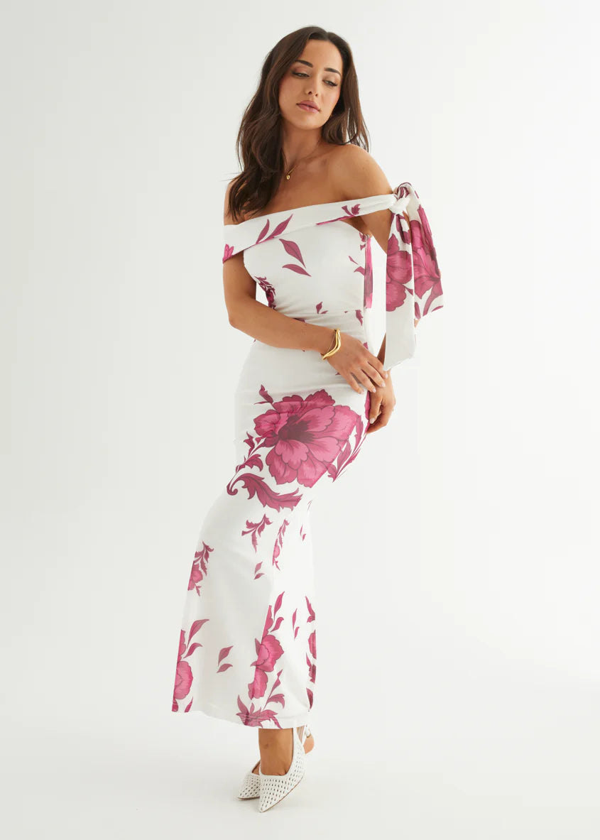 Madisyn Mesh Maxi Dress - Berry Flowers