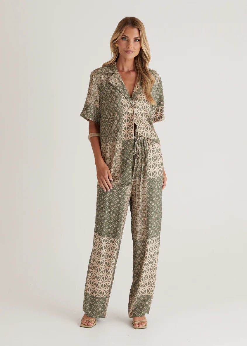 Kordyn Shirt - Green Batik