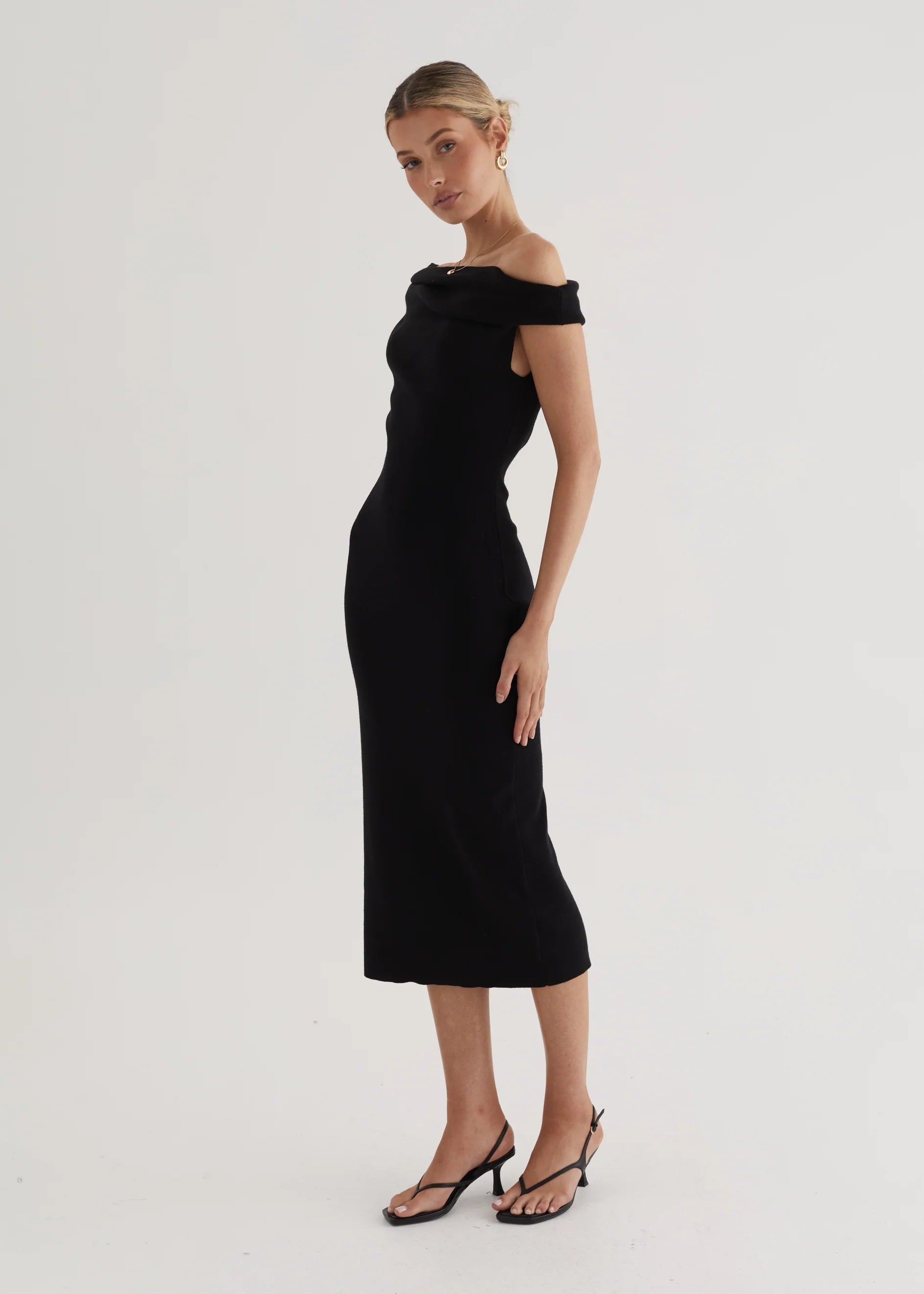 Serenade Knit Midi Dress - Black