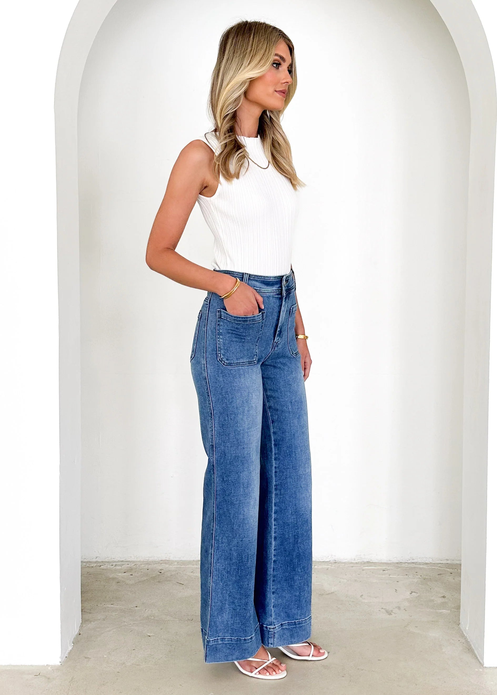 Zekroe Wide Leg Jeans - Mid Blue