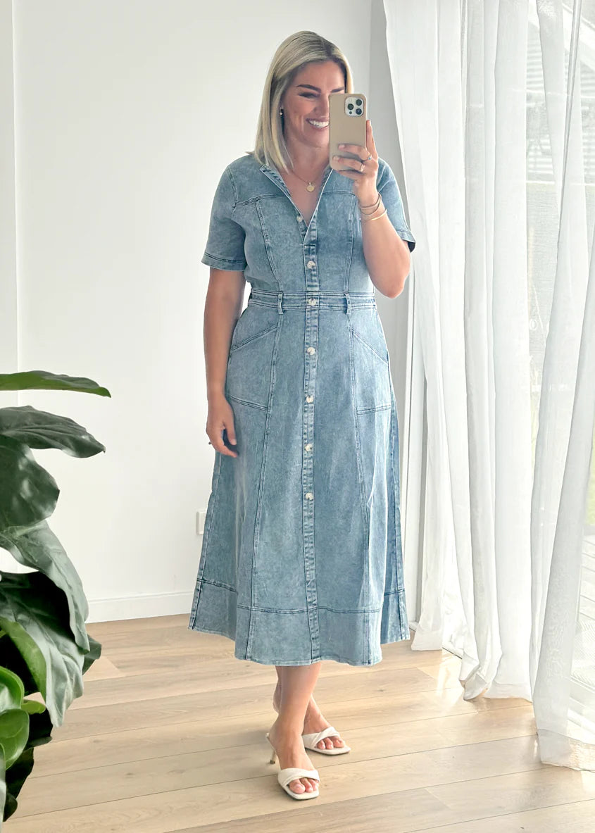 Petra Denim Midi Dress - Washed Blue