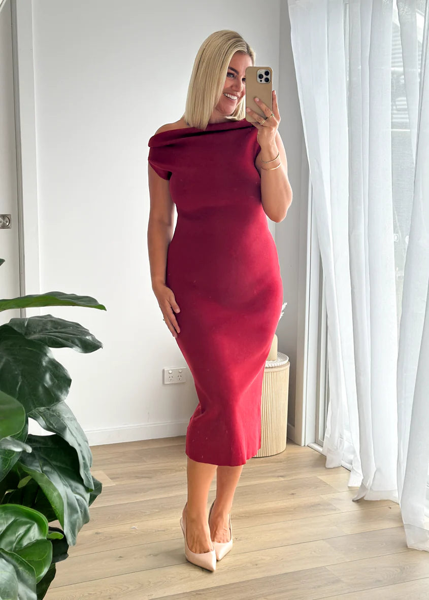 Serenade Knit Midi Dress - Wine
