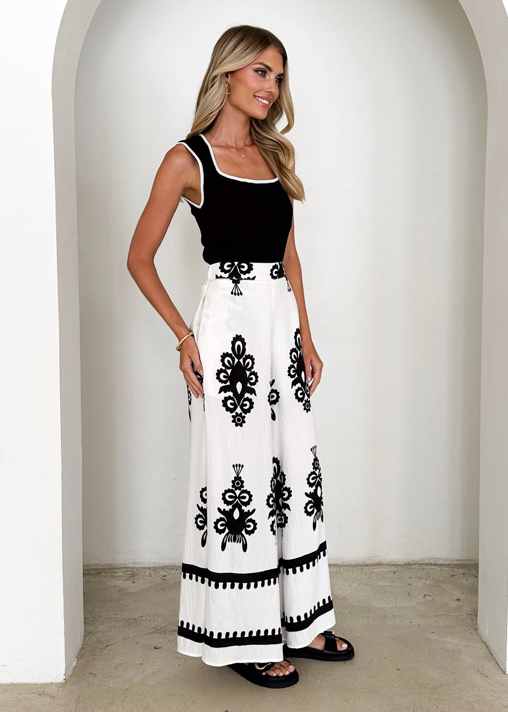 Kakoda Pants - Black Abstract