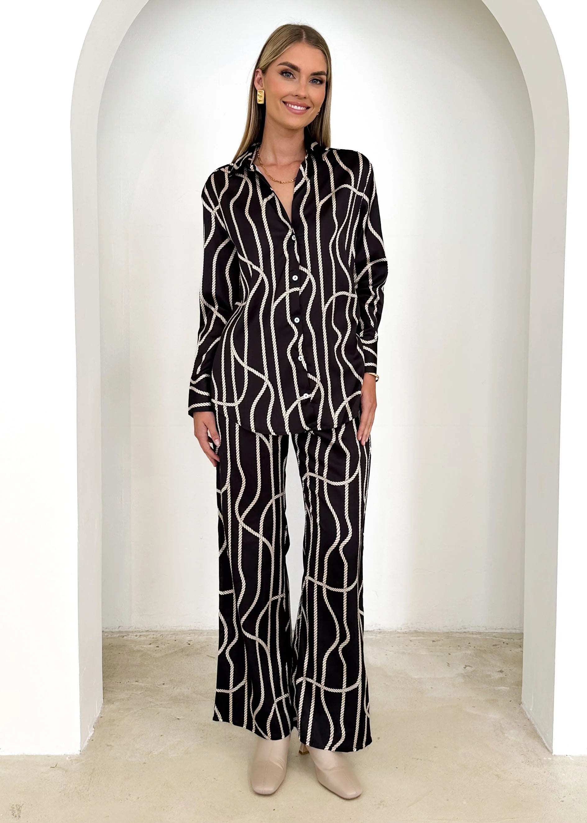 Allasra Shirt - Black Rope