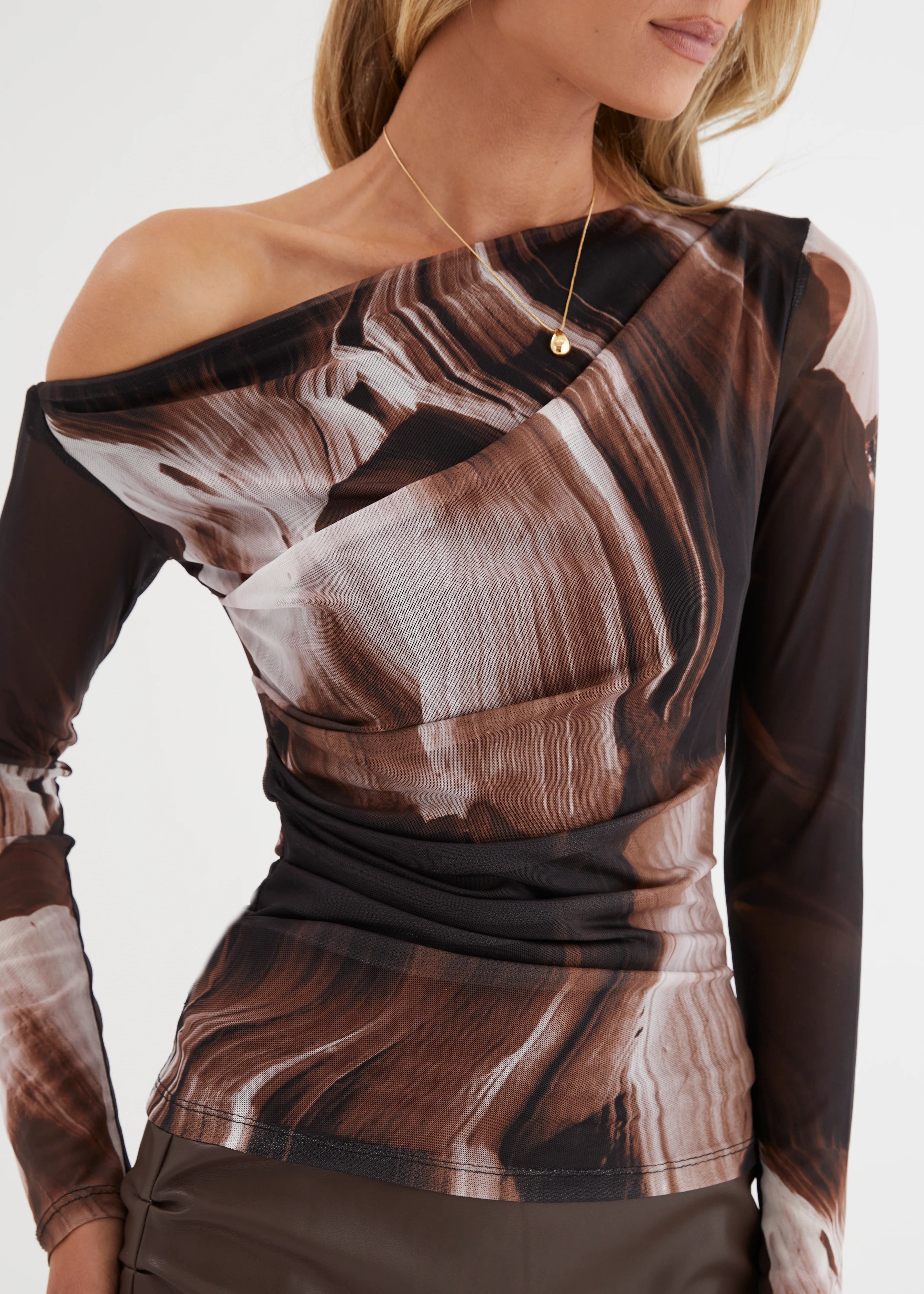 Ablo Off Shoulder Top - Choc Swirl