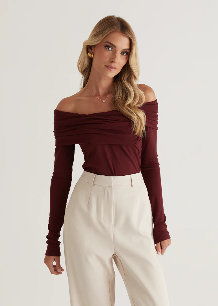 Rayz Off Shoulder Top - Mahogany