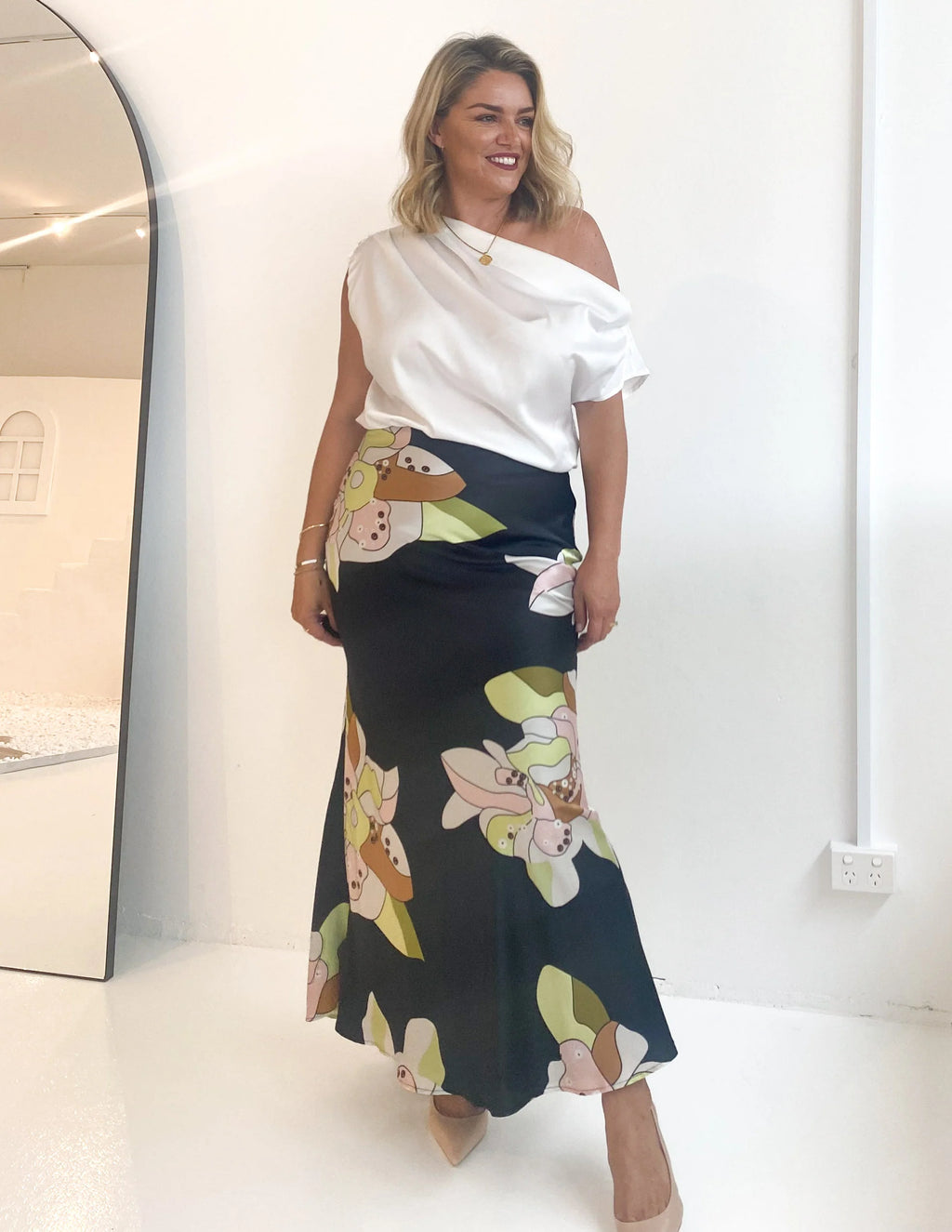 Cleos Maxi Skirt - Black Astrid