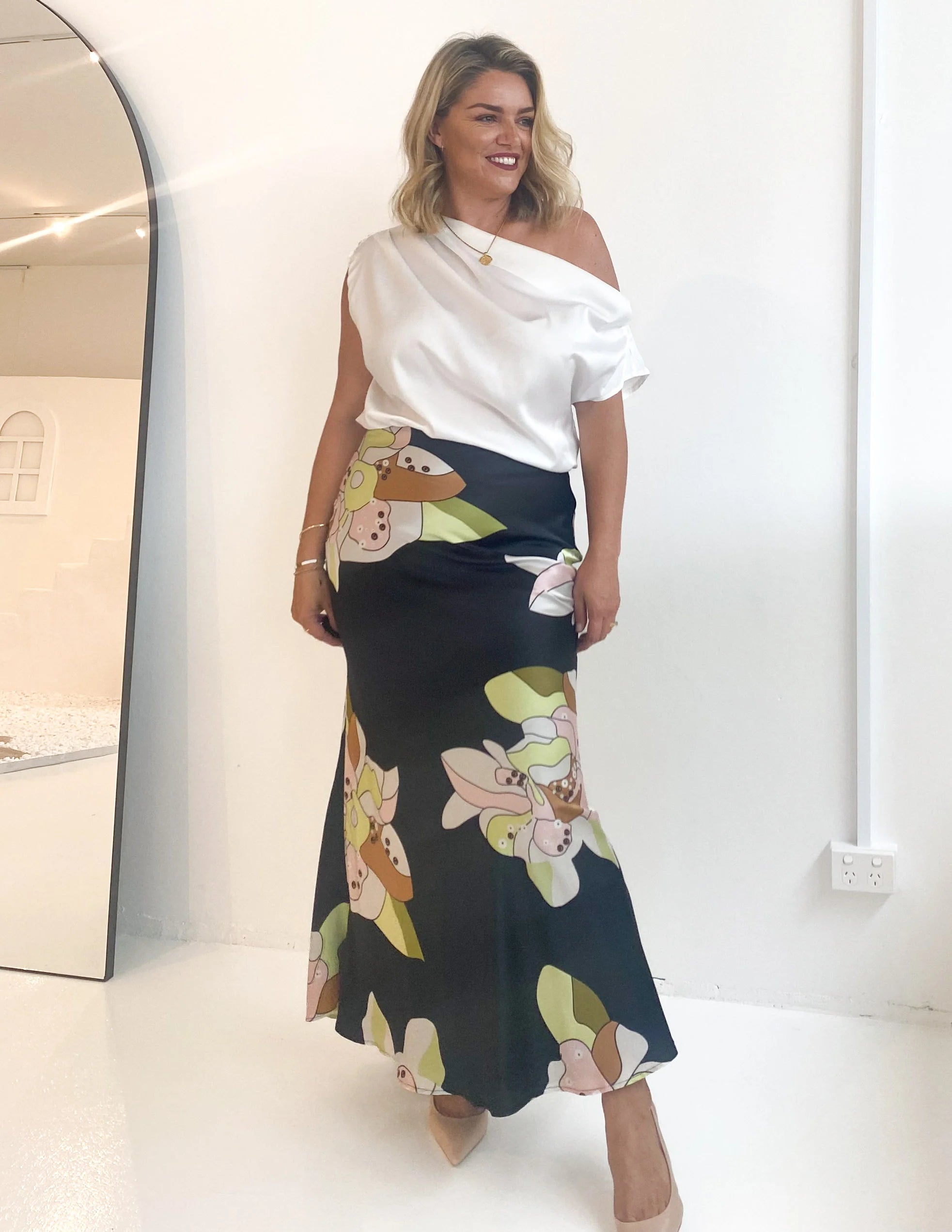 Cleos Maxi Skirt - Black Astrid