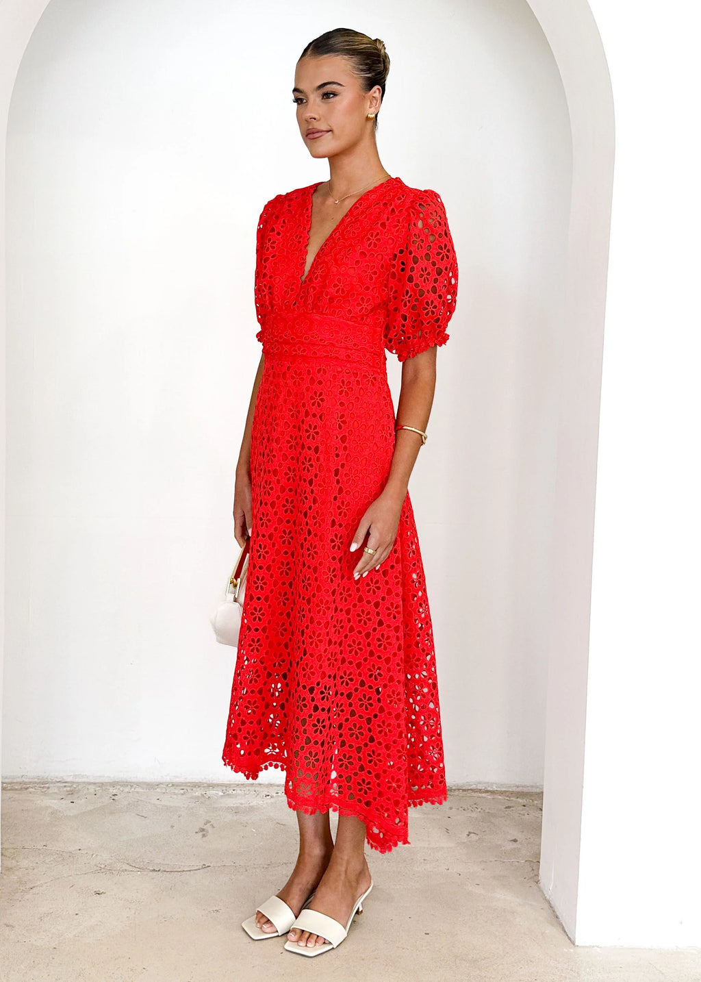 Jahra Lace Midi Dress - Red