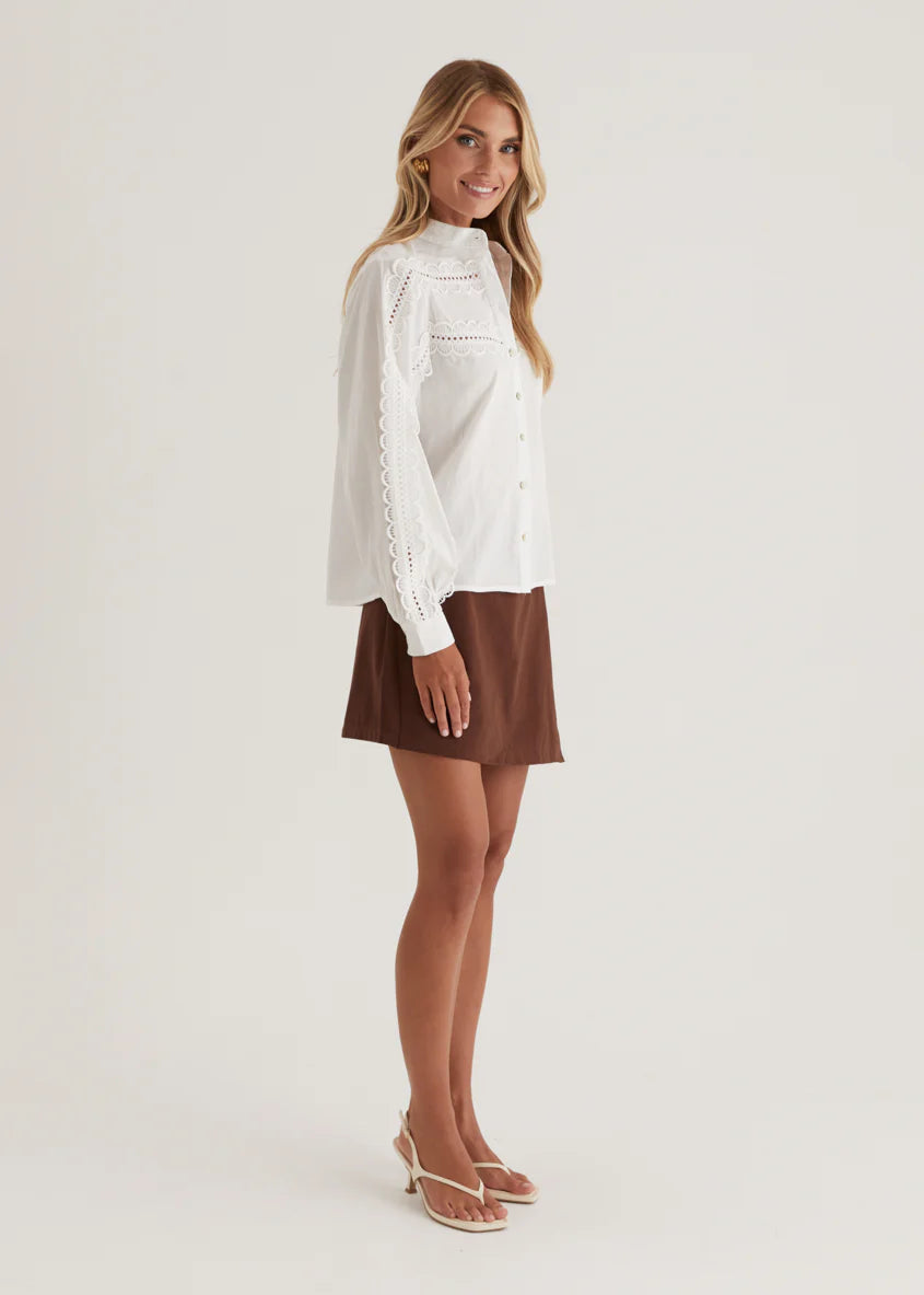 Betty Embroidered Shirt - Off White