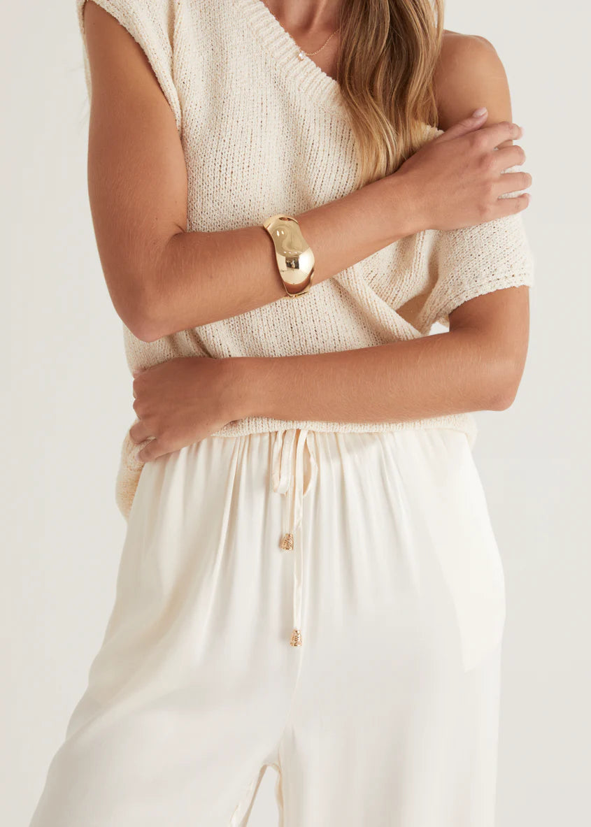 Serena Bangle - Gold