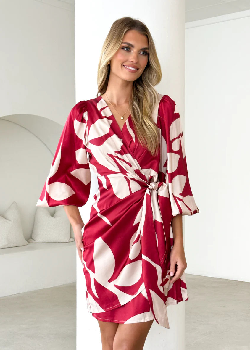 Loqsta Dress - Berry Leaf