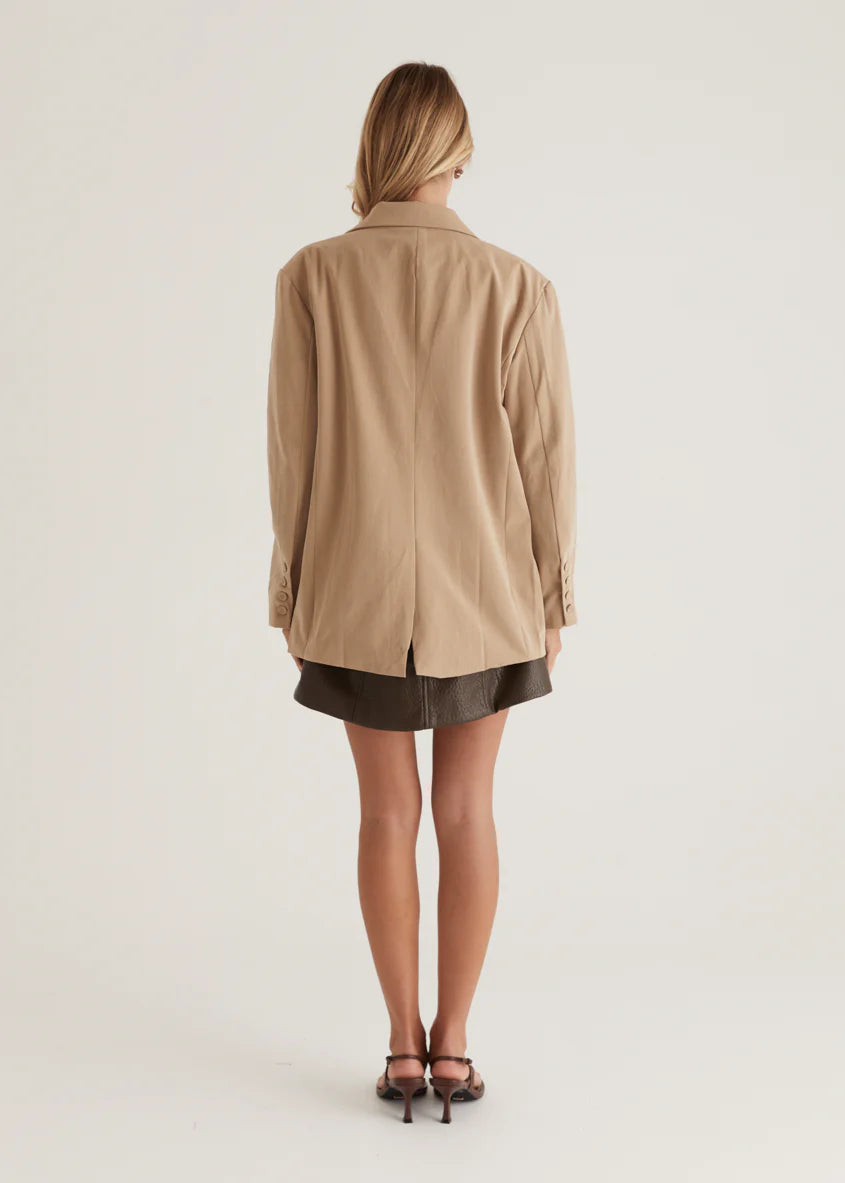 Elara Blazer - Camel