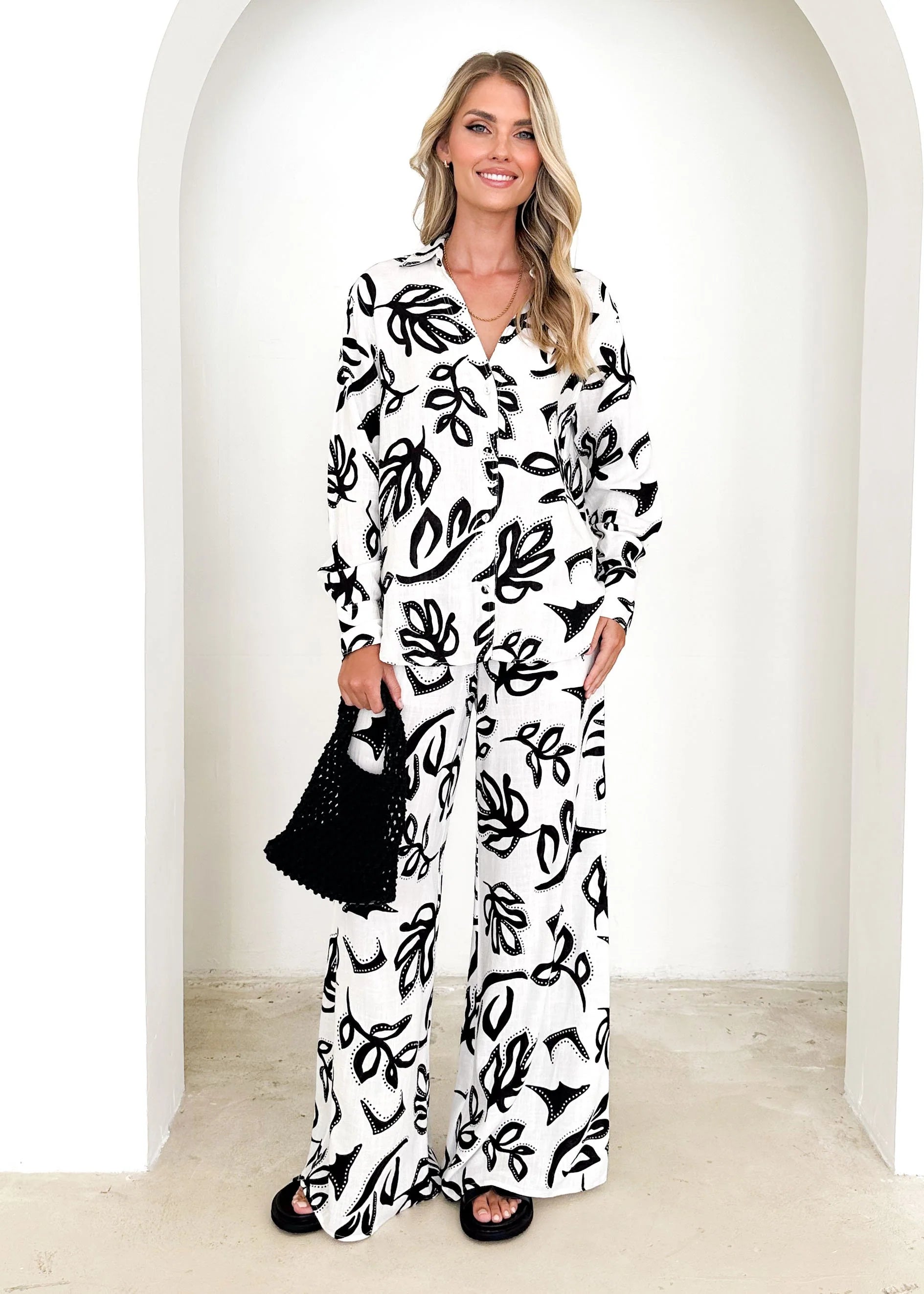 Serah Shirt - Amanda