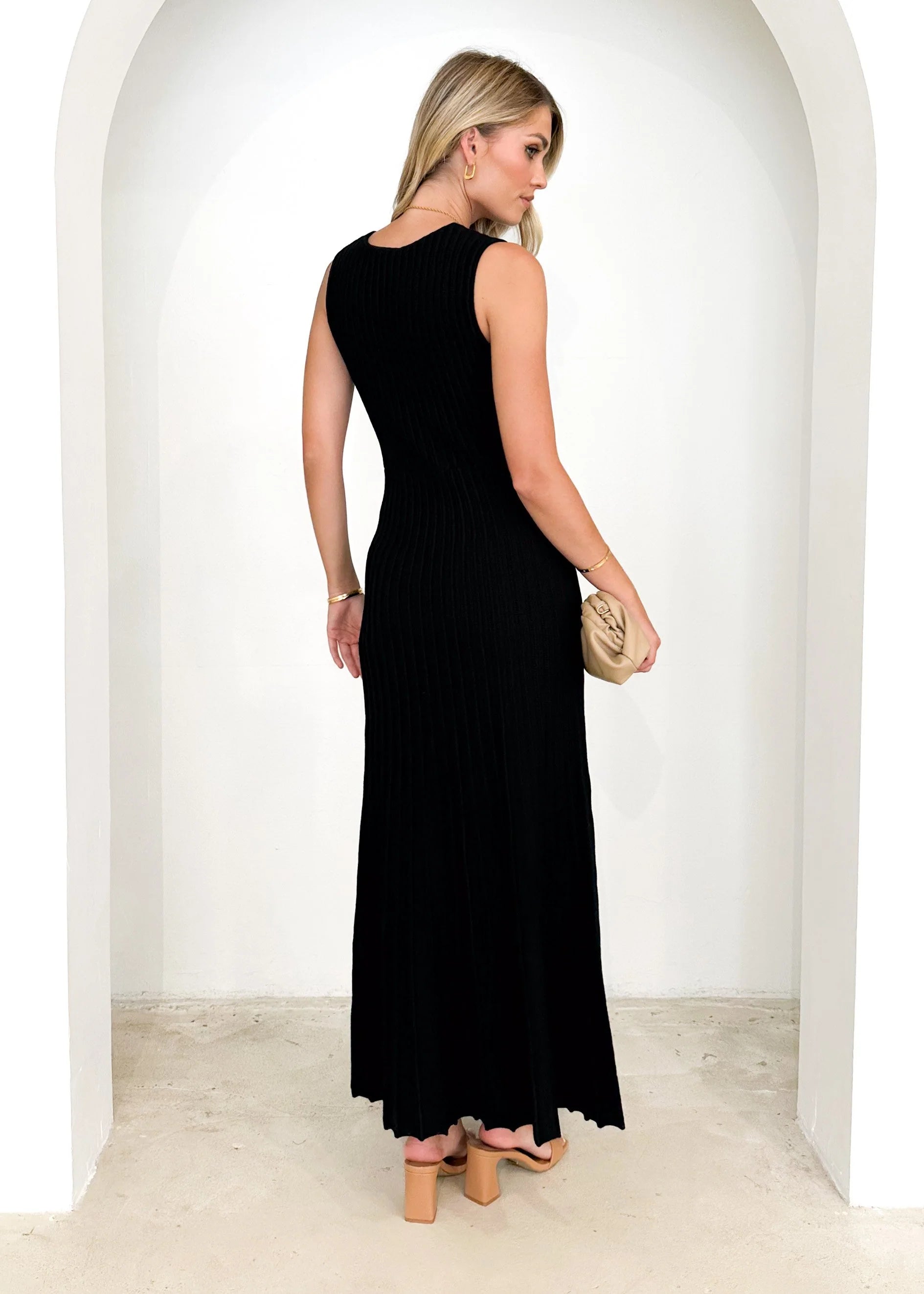 Lola Knit Maxi Dress - Black