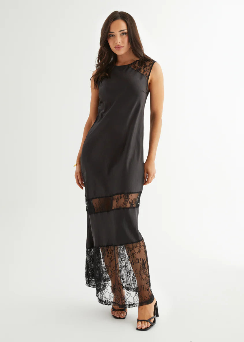 Jorgie Lace Maxi Dress - Black