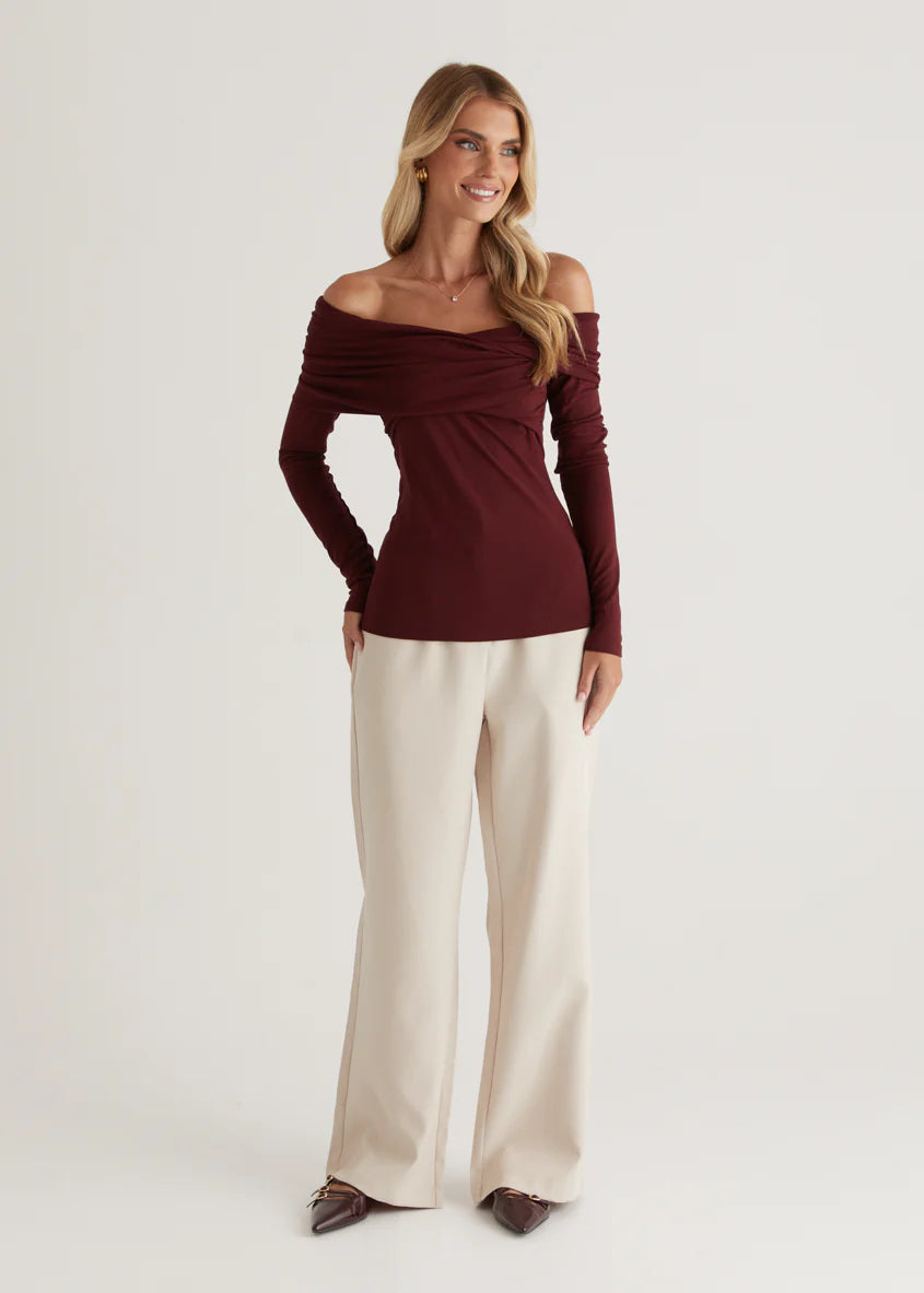 Rayz Off Shoulder Top - Mahogany