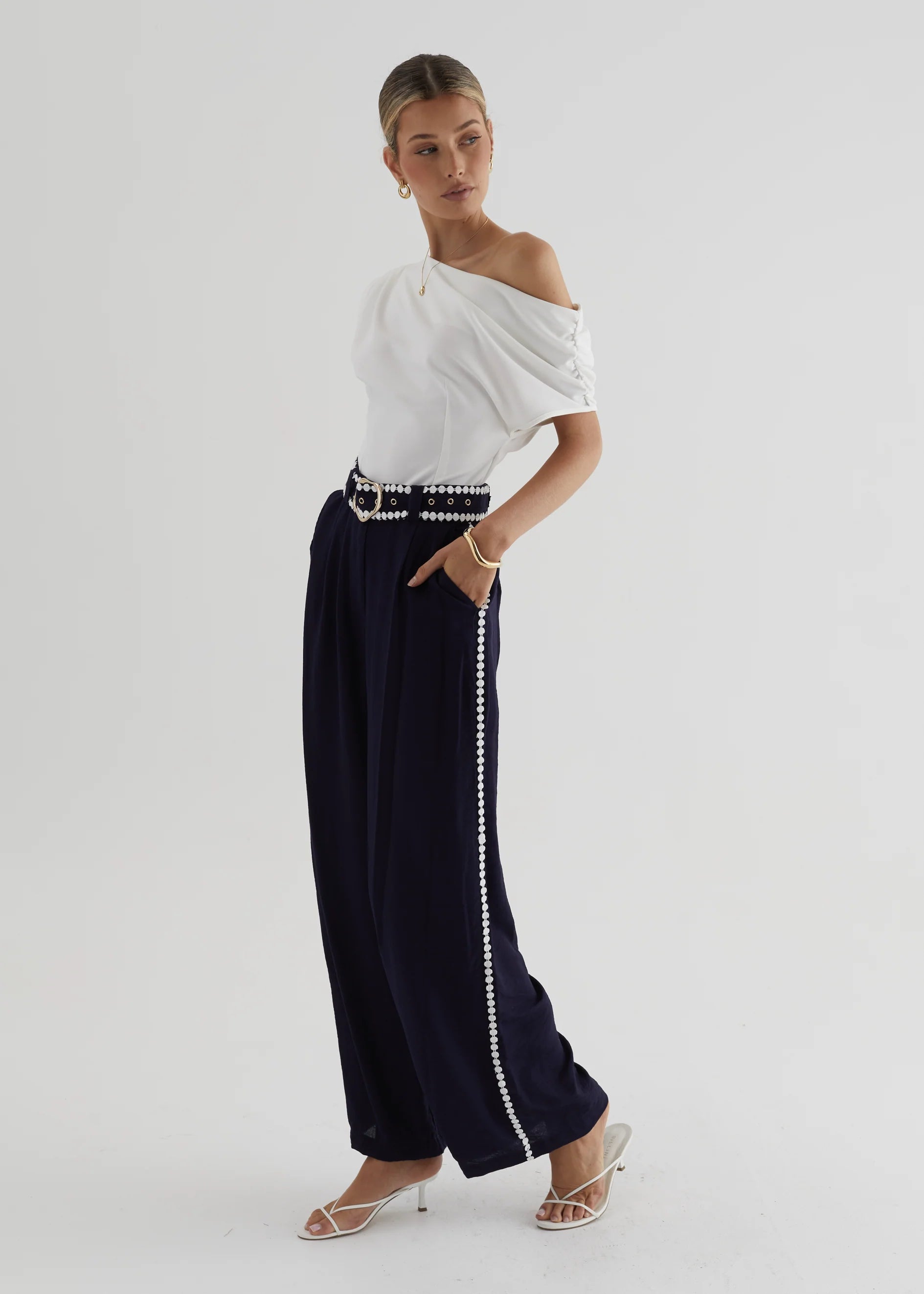 Sariyah Pants - Navy