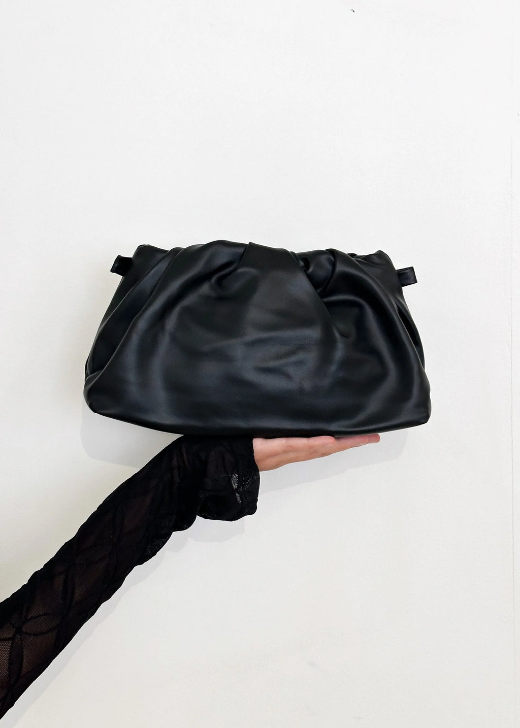 Damsel Clutch - Black
