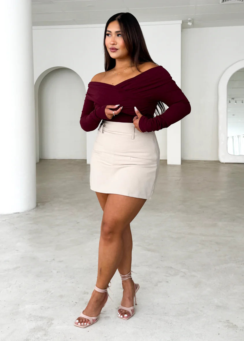 Rayz Off Shoulder Top - Mahogany