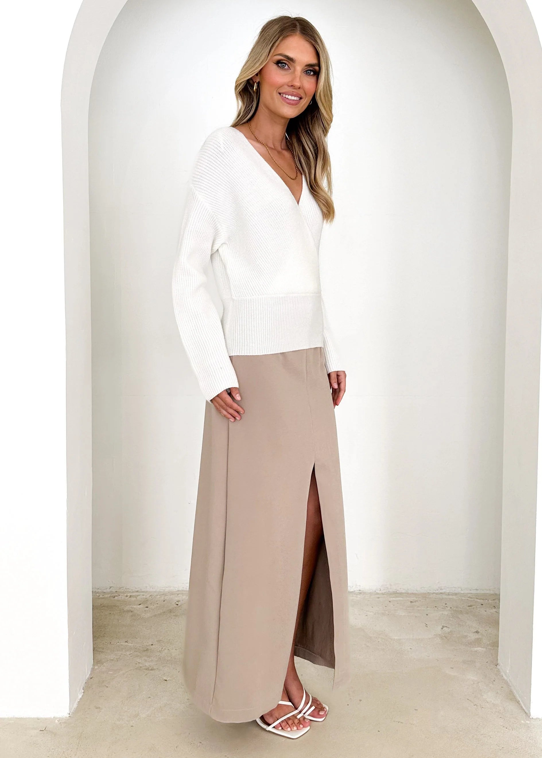 Cattriena Cropped Sweater - Off White