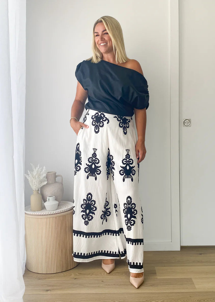 Kakoda Pants - Black Abstract