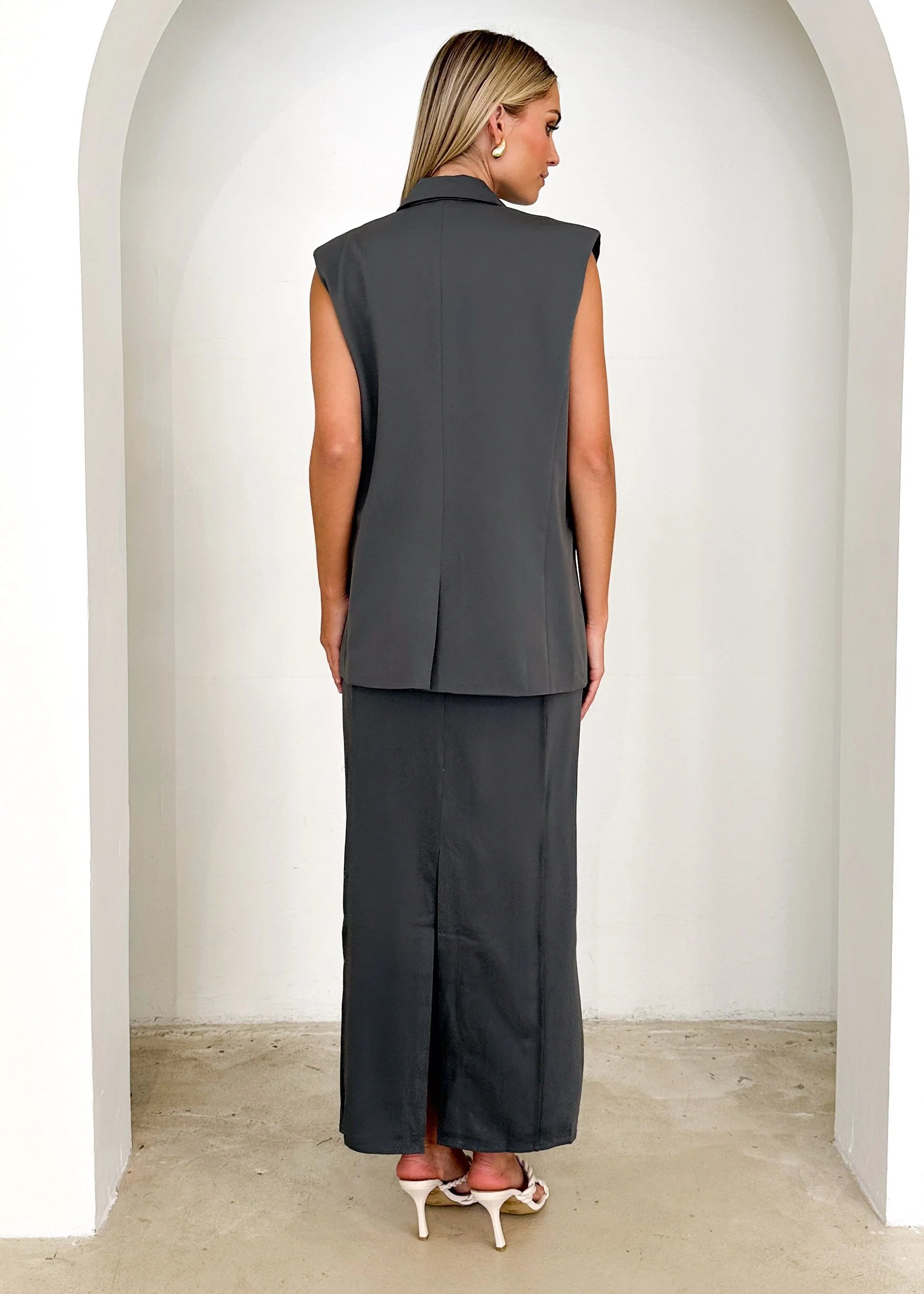 Corina Sleeveless Blazer - Charcoal