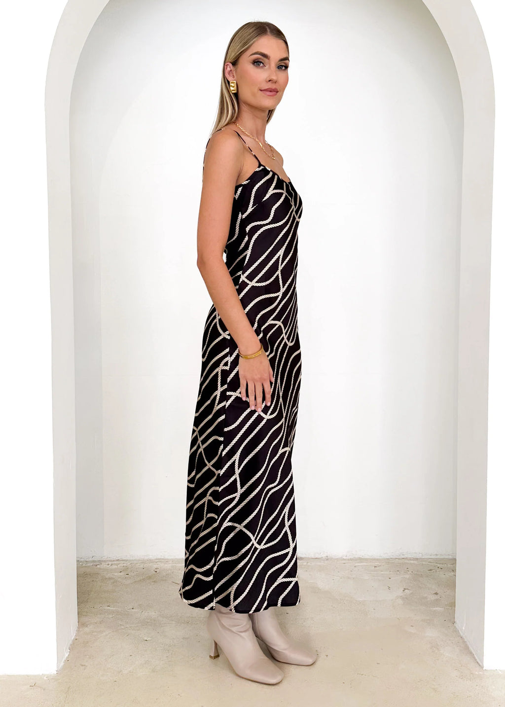 Magy Maxi Dress - Black Rope