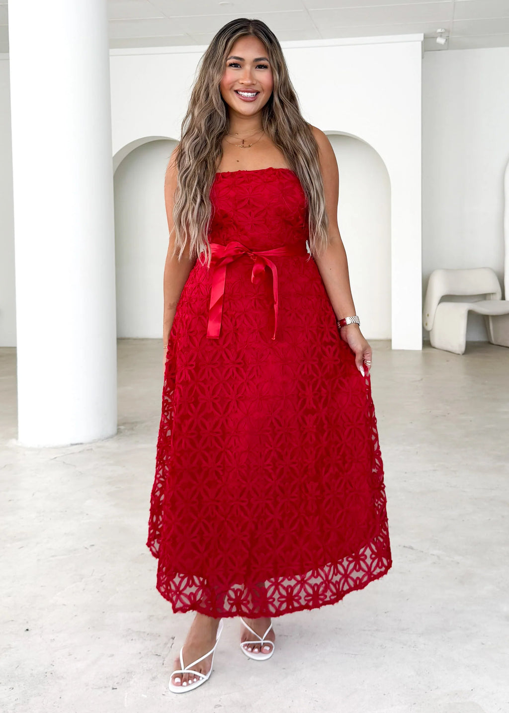 Maddy Strapless Midi Dress - Red