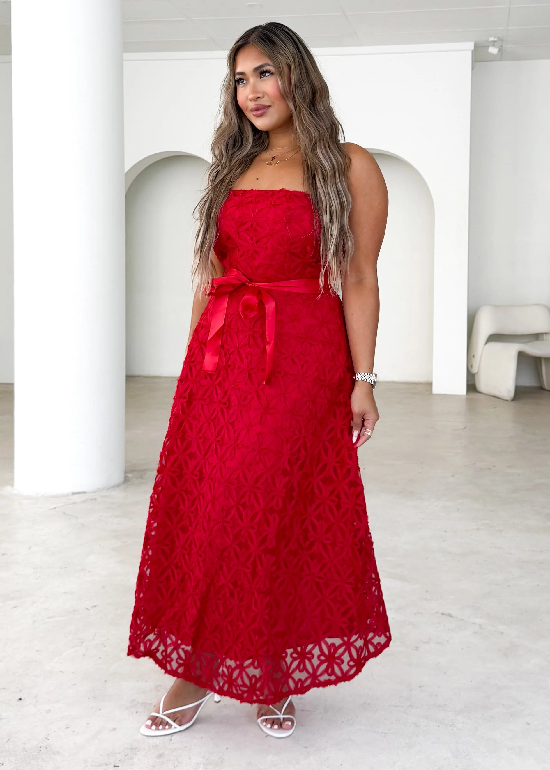 Maddy Strapless Midi Dress - Red