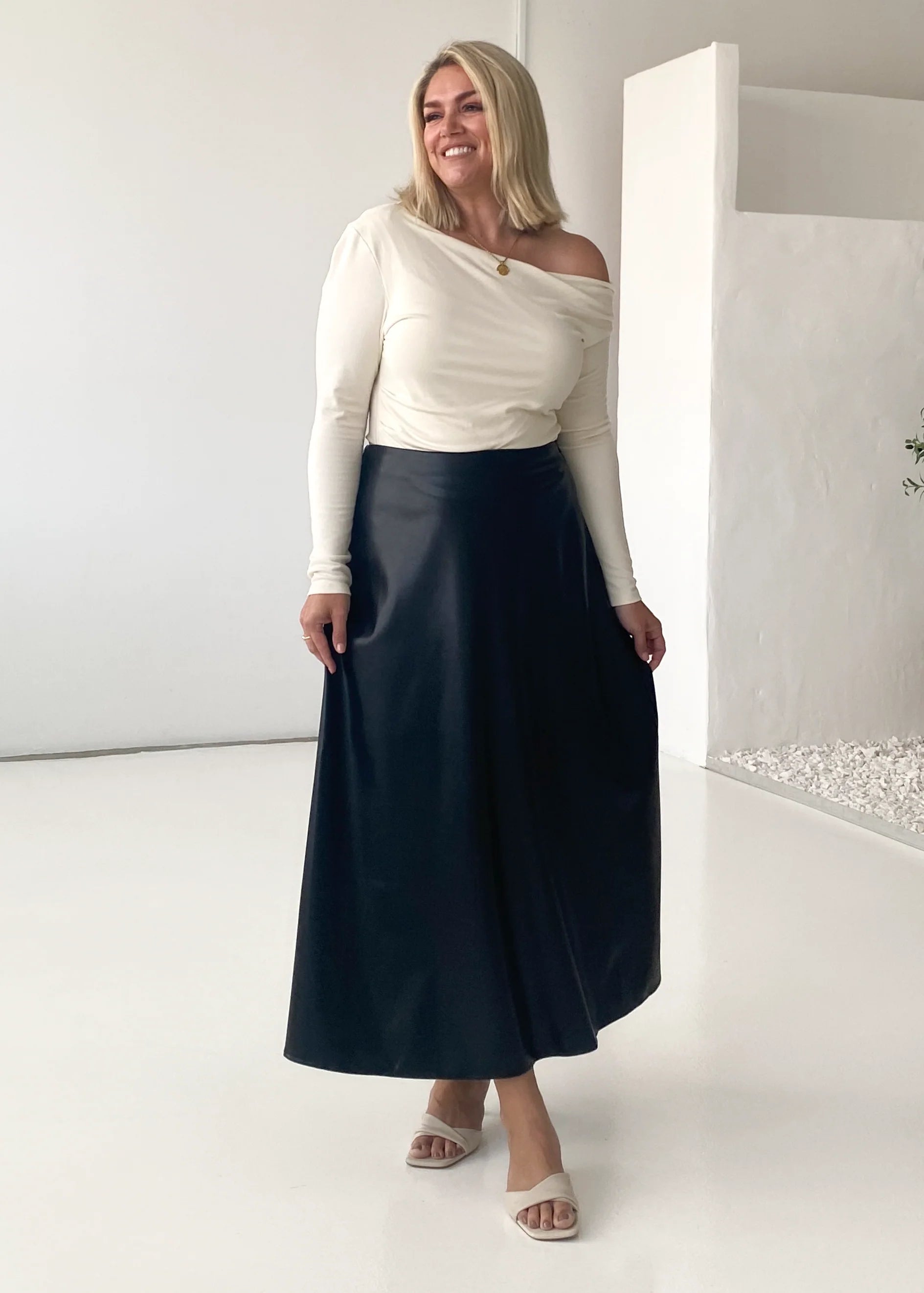 Alba Drop Shoulder Top - Cream