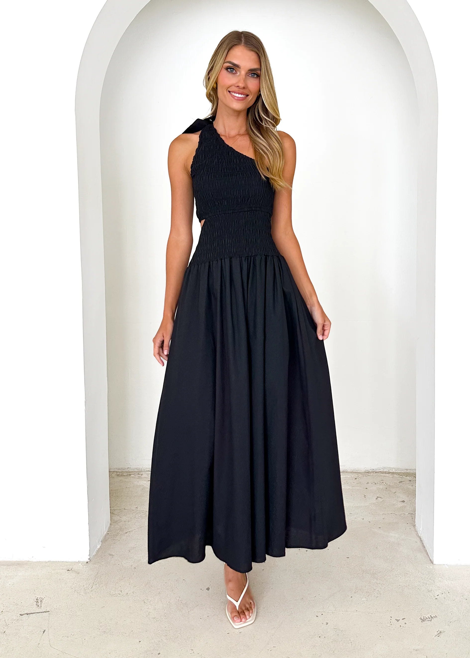 Villa One Shoulder Maxi Dress - Black