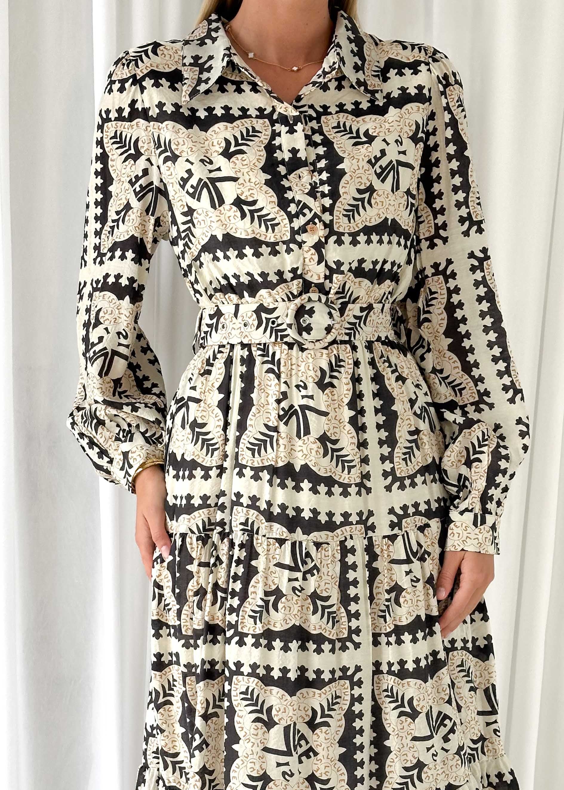 Jeltra Maxi Dress - Black Paisley