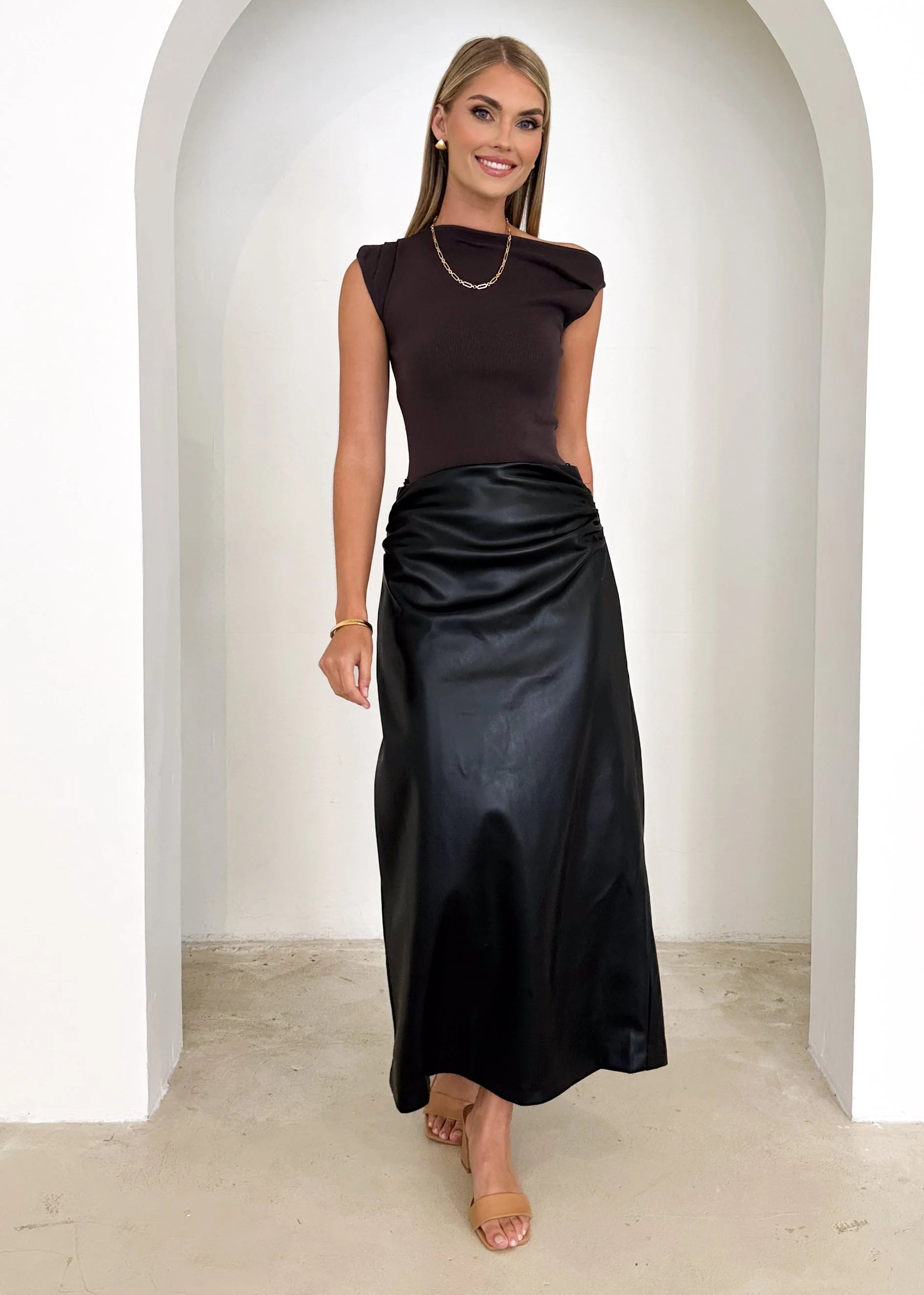 Kitta PU Midi Skirt - Black