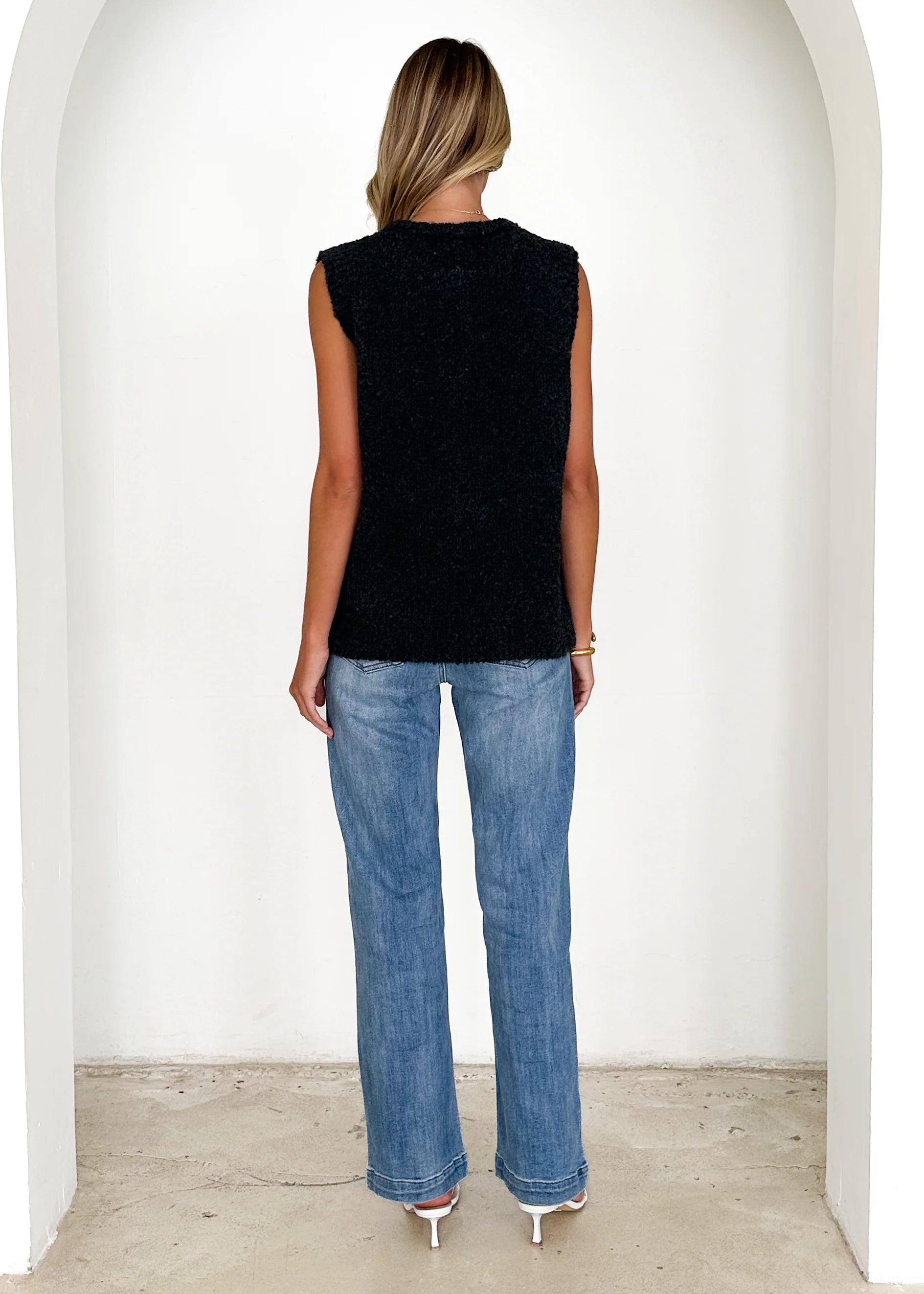 Tarragon Knitted Vest - Black