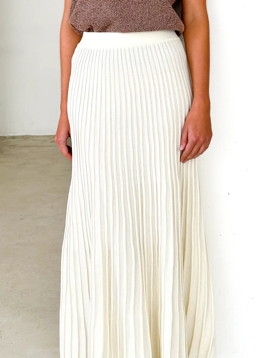 Skylee Knit Maxi Skirt - Cream