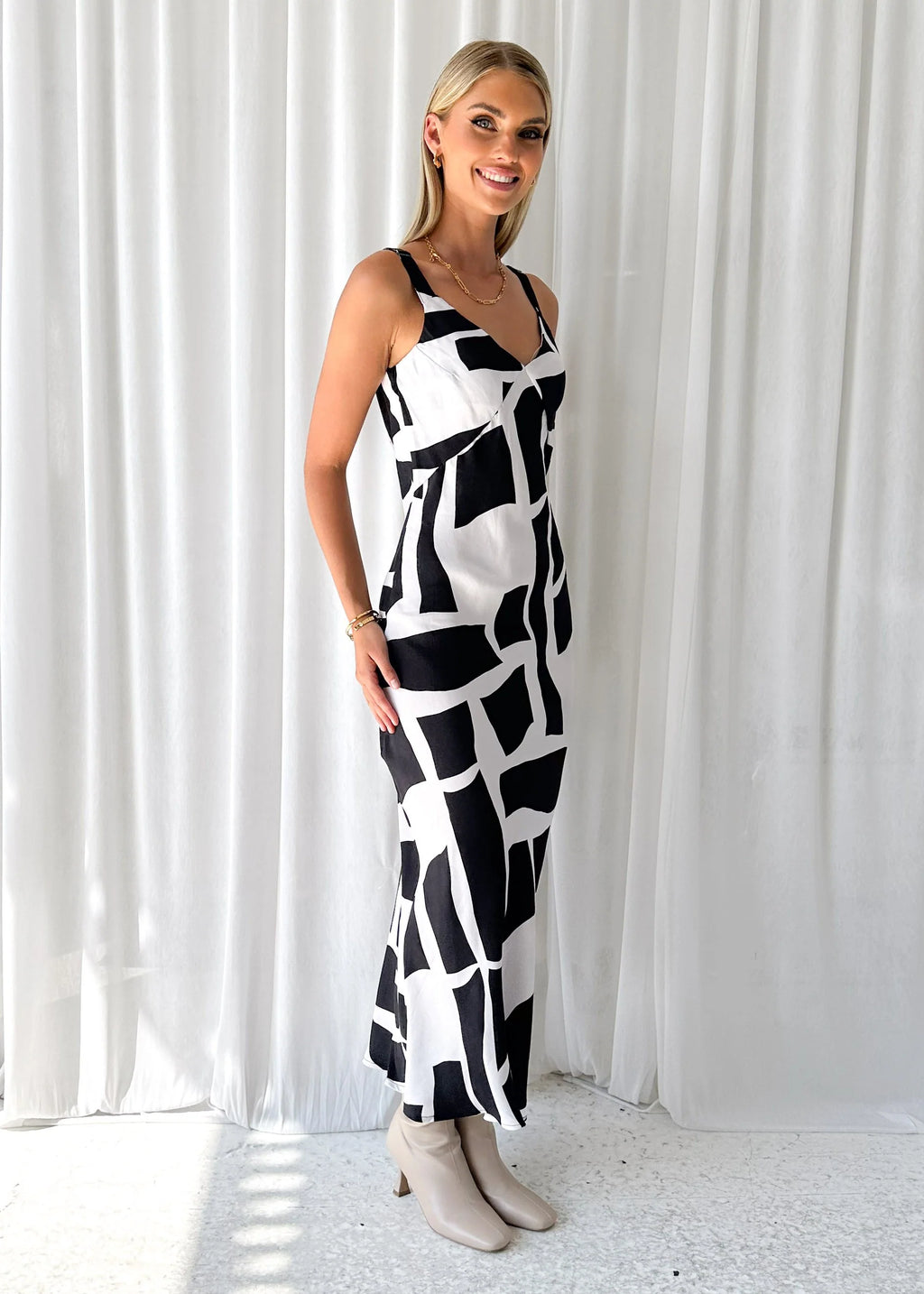 Kosmo Maxi Dress - Cayenne