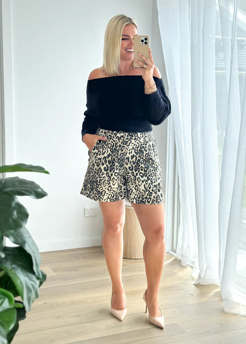 Annabelle Shorts - Leopard
