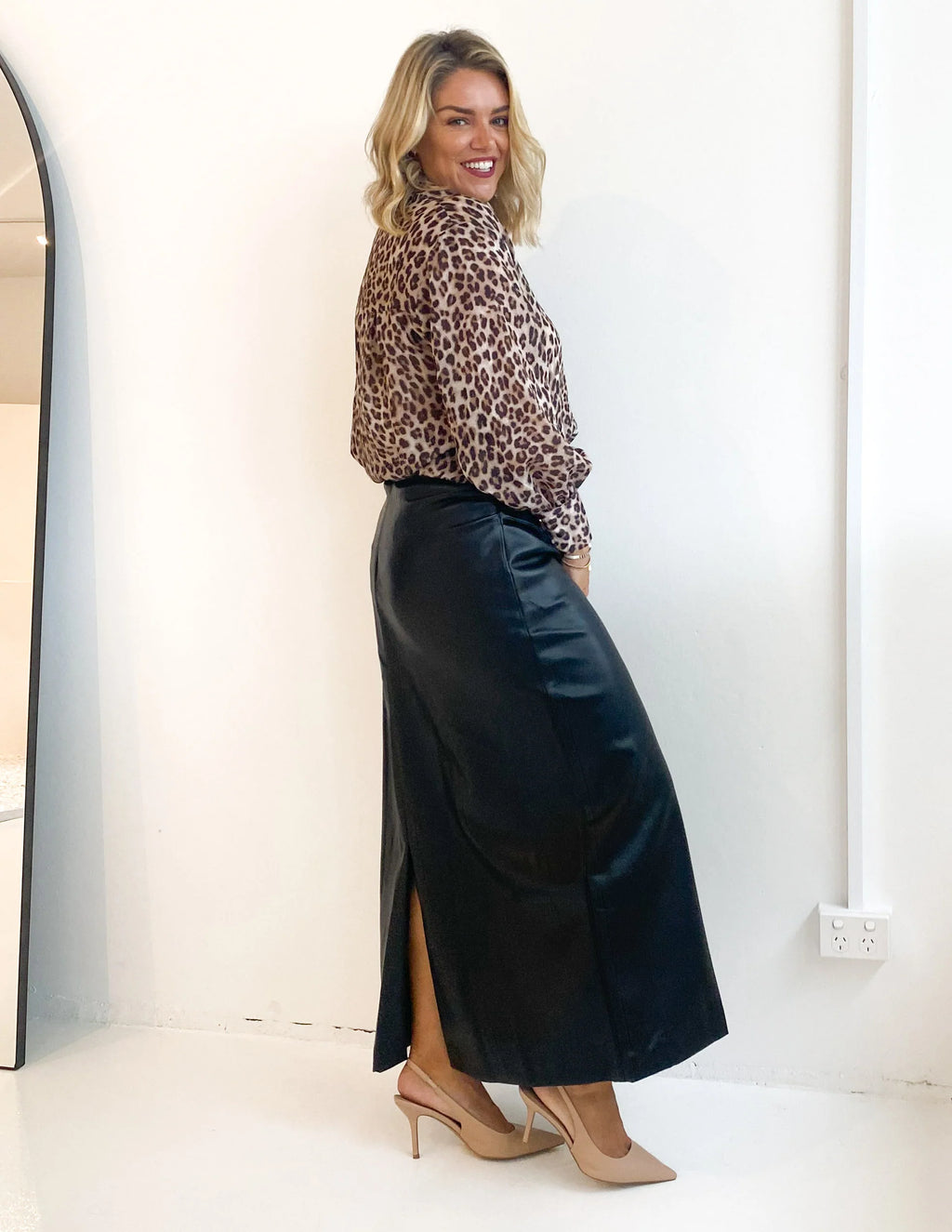 Kitta PU Midi Skirt - Black