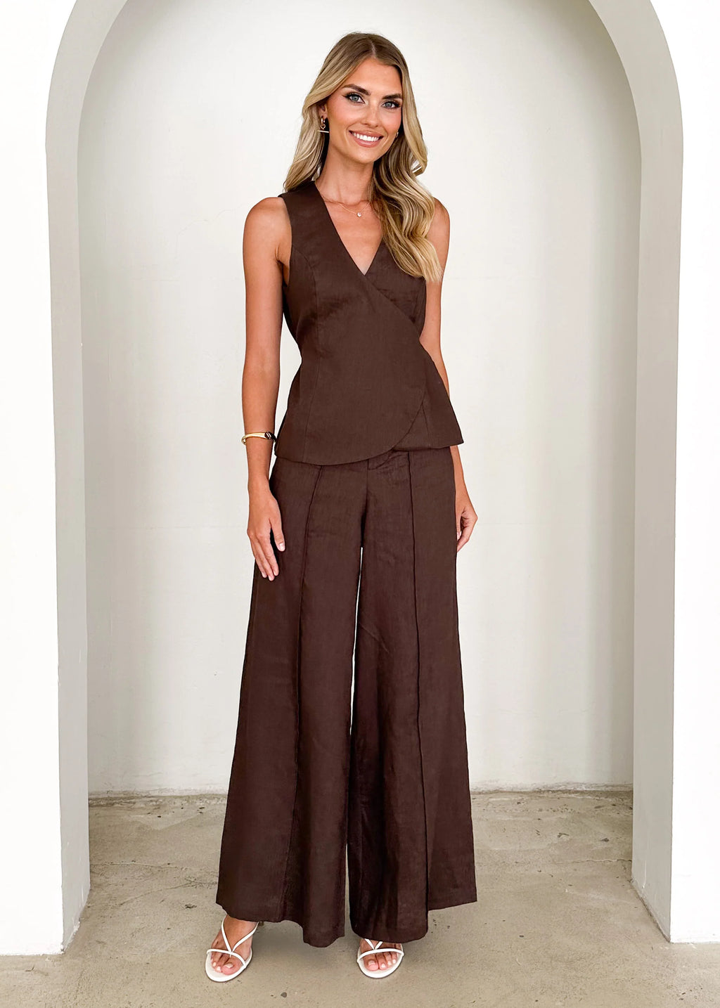 Riva Linen Top - Chocolate