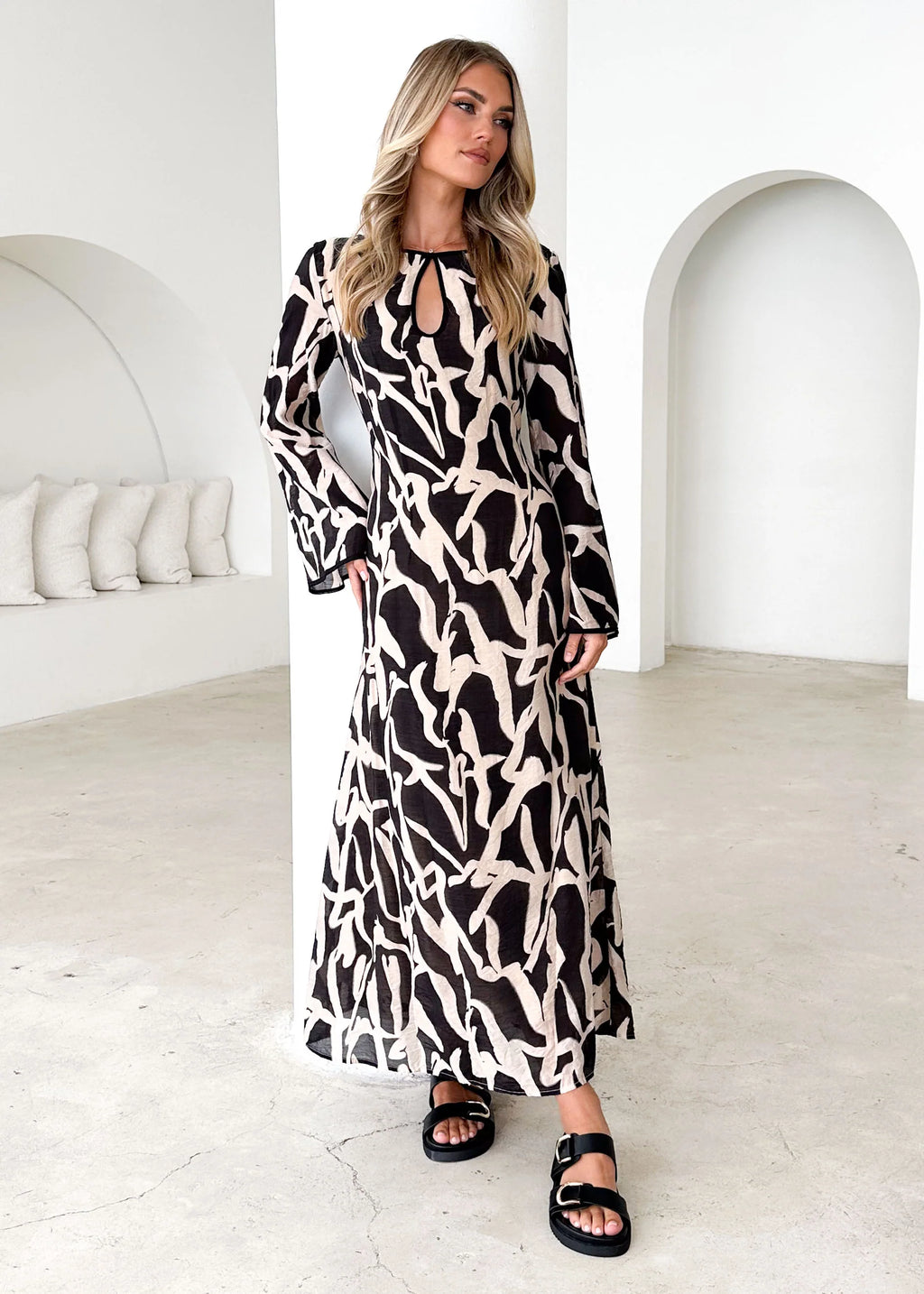 Krombae Maxi Dress - Black Abstract