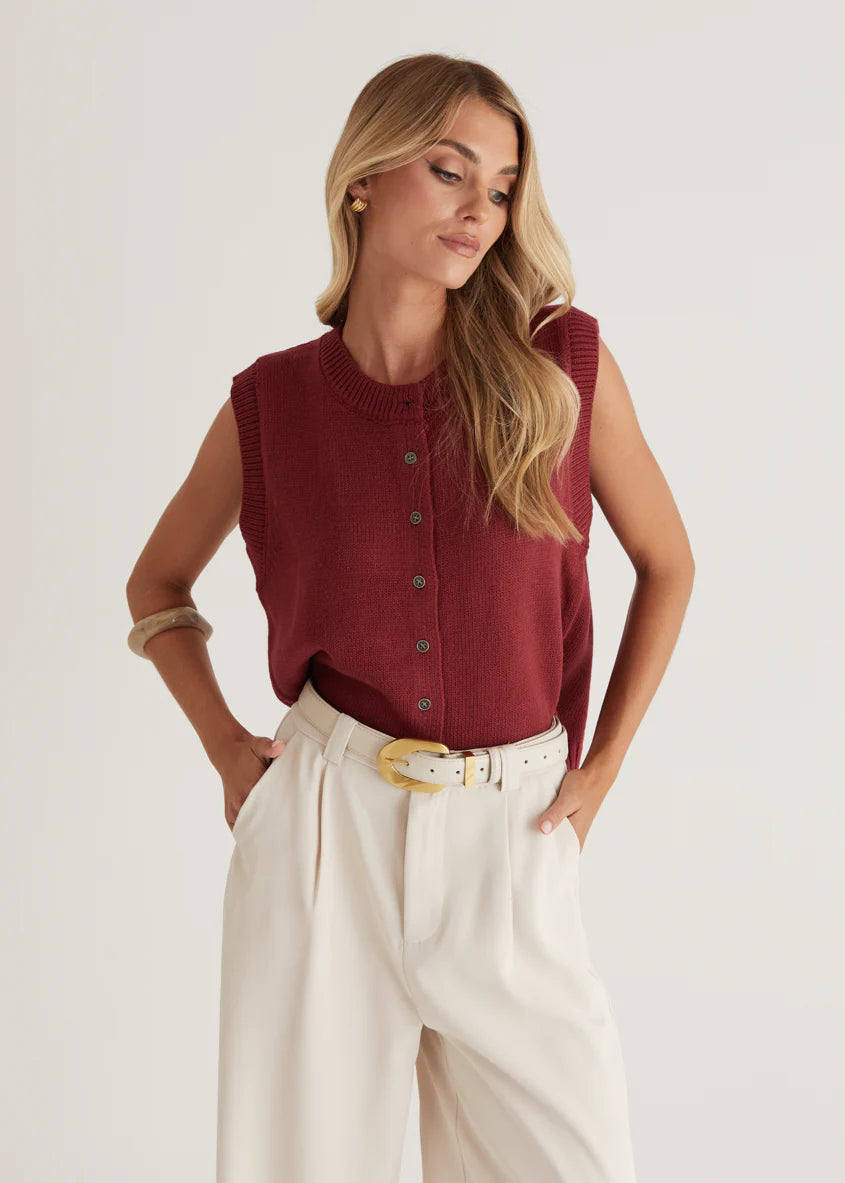 Amante Knitted Vest - Wine